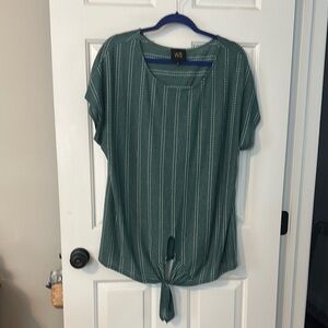 W5 Green Tie Front Short Sleeve Blouse